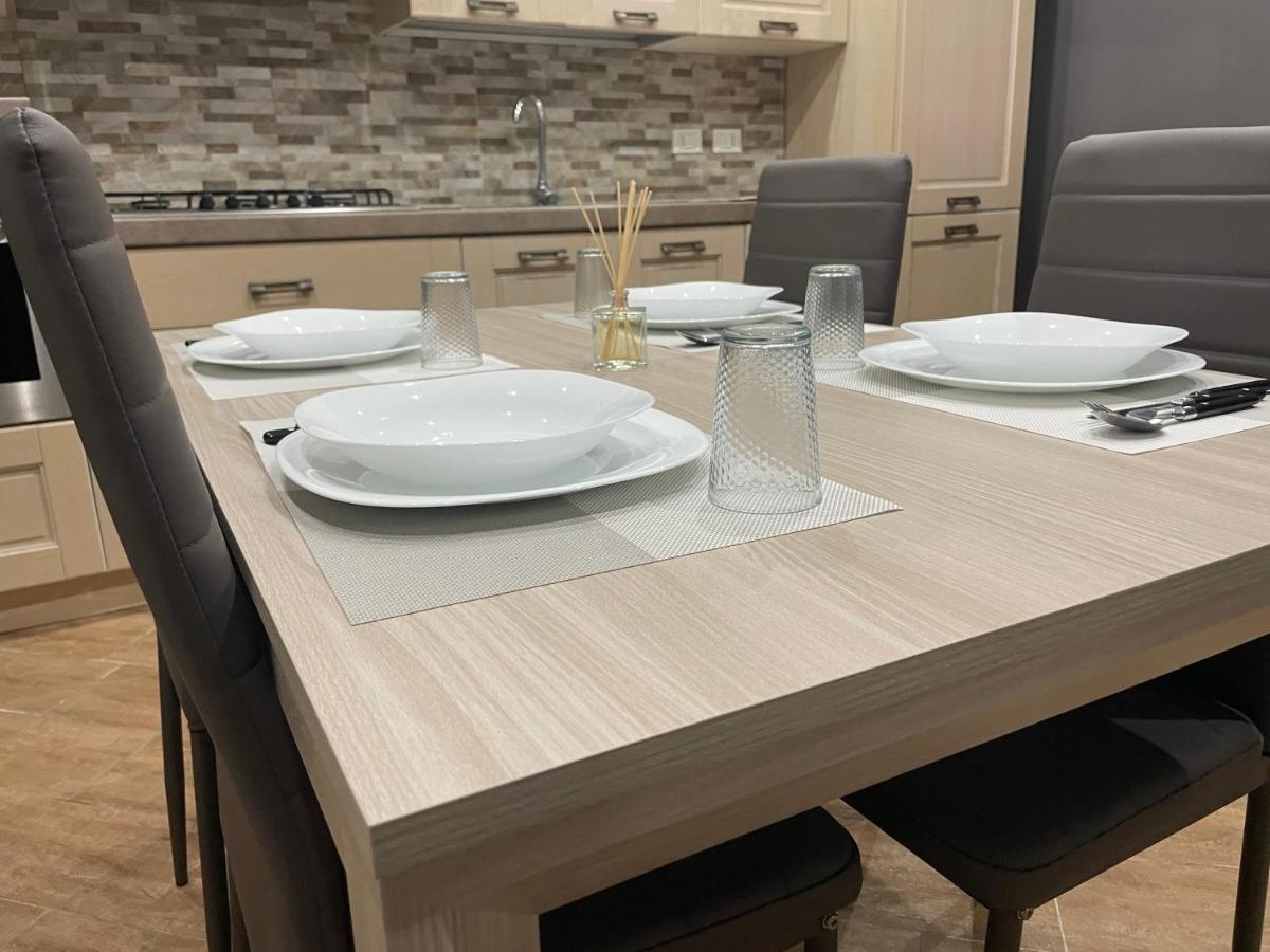 B&B Miramare Suite Borgo 塔兰托 外观 照片