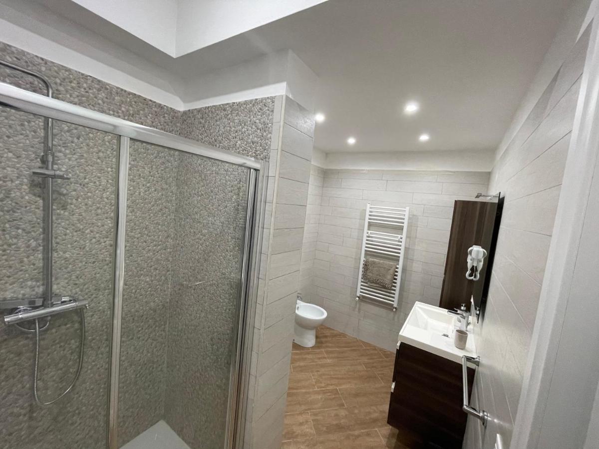 B&B Miramare Suite Borgo 塔兰托 外观 照片