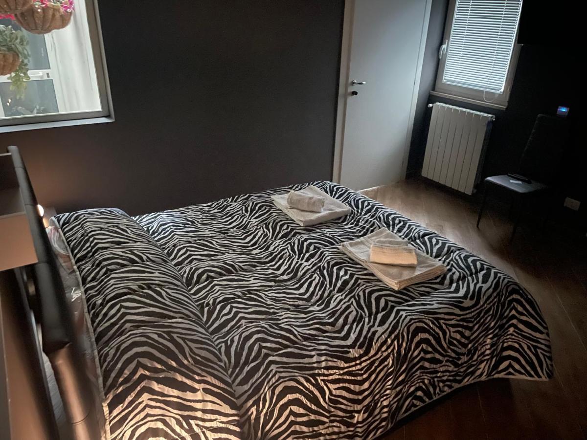 B&B Miramare Suite Borgo 塔兰托 外观 照片