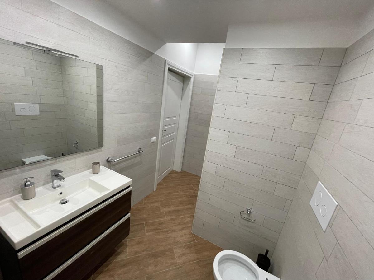 B&B Miramare Suite Borgo 塔兰托 外观 照片