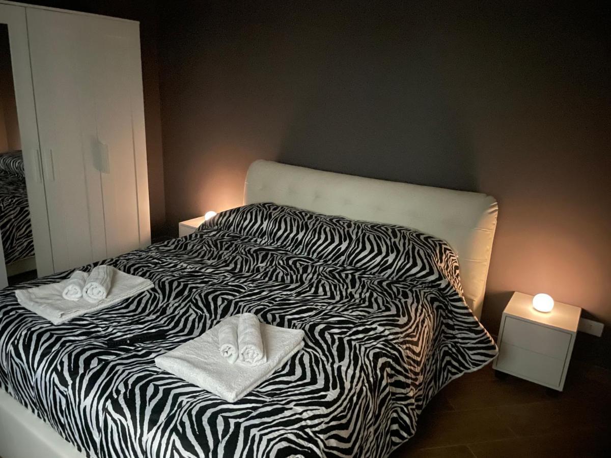 B&B Miramare Suite Borgo 塔兰托 外观 照片