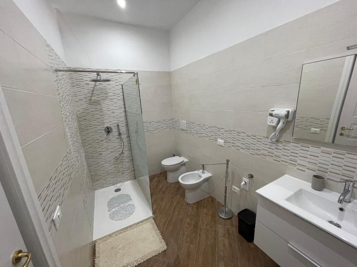 B&B Miramare Suite Borgo 塔兰托 外观 照片